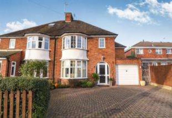 4 Bedroom Semi-Detac...
